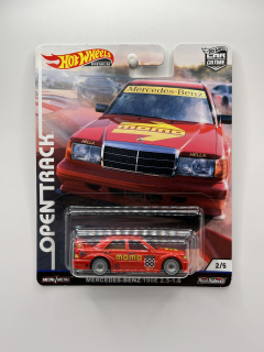 Hot Wheels Premium Mercedes-Benz 190E 2.5-1.6 Open Track 2/5