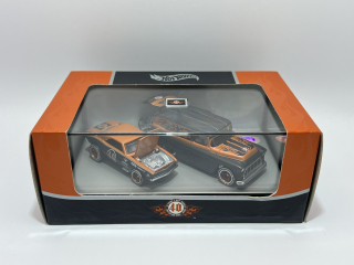 Hot Wheels Japan Convention 40th Aniversarry of Hot Wheels '55 Chevy Panel Truck, '67 Chevy Camaro