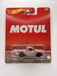 Hot Wheels Premium Datsun 620 MOTUL 5/5